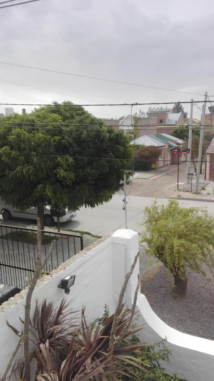 Tehuelches Familiar Villa Puerto Madryn Exterior photo